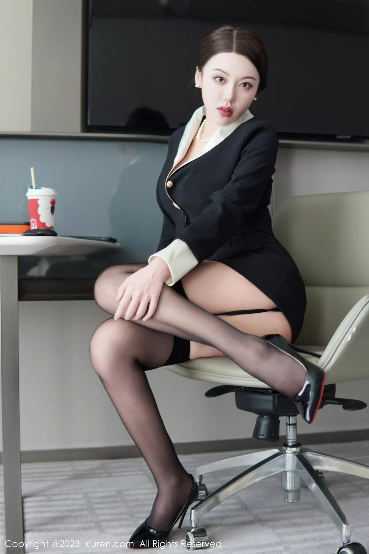 [XiuRen秀人网]第6231期米娜写真-秀人资源网